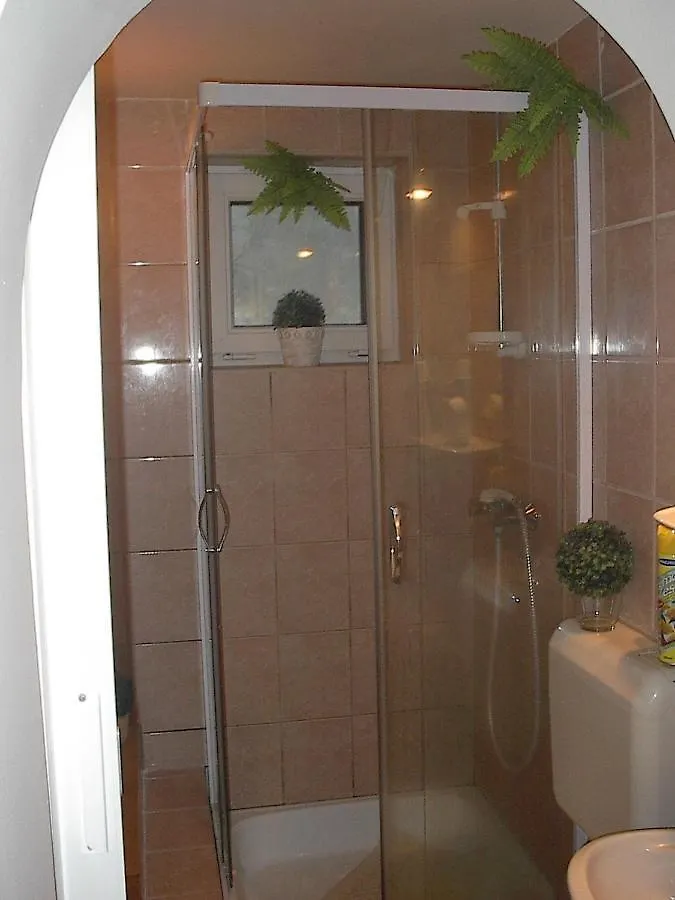 Feher Hollo Vendeghaz Villa Eger